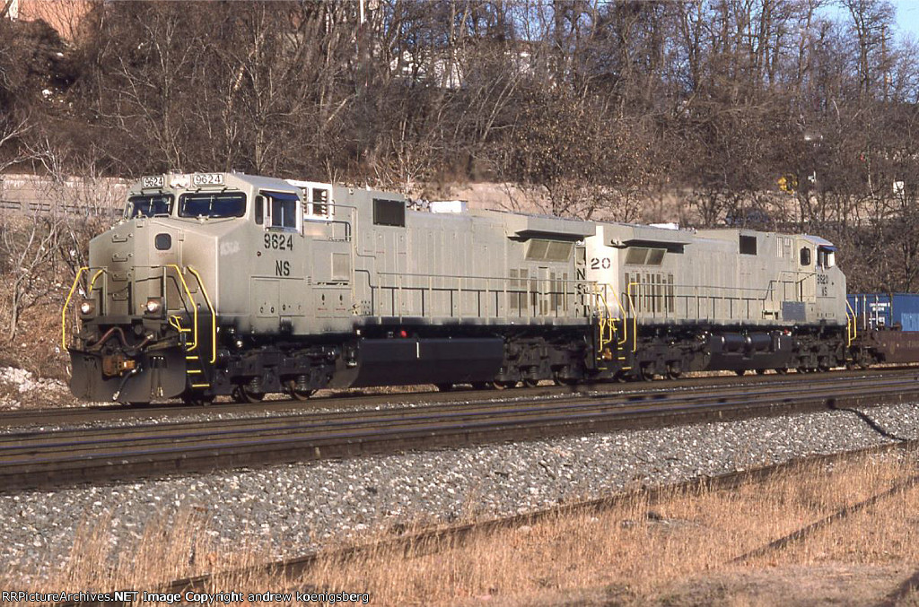 NS 2561